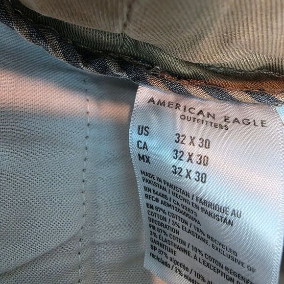American Eagle Tan Chinos Modern Tapered Fit Mens 32 - Picture 3 of 3